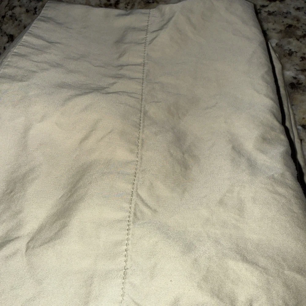 My Pillow Giza Dreams King Flat Sheet 2 King &2Queen Cases. Sage Used 5427‎